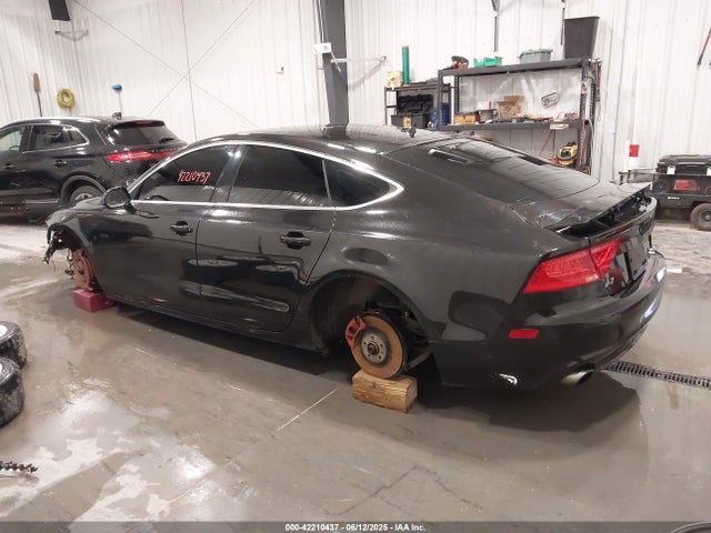 2012 AUDI A7 WAUYGAFC7CN163254 Photo 2