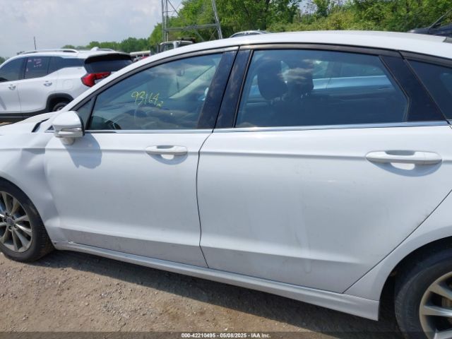 3FA6P0H71HR279290 Ford FUSION SE