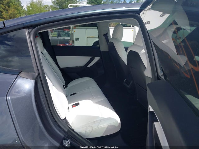 2021 TESLA MODEL Y 5YJYGDEE3MF254383 Photo 7