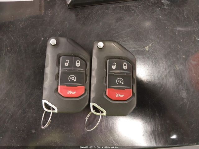 1C4HJXDN5MW717673 Jeep Wrangler Unlimited 80th Anniversary 4x4