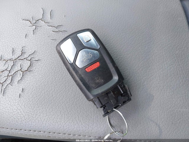 2017 AUDI A4 WAUFNAF49HN038771 Photo 10