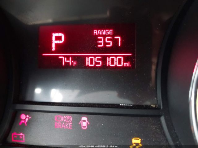 KNDMB5C19G6090852 KIA SEDONA LX
