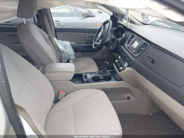 KNDMB5C19G6090852 KIA SEDONA LX