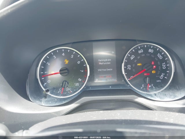 2T3H1RFV0MC113912 Toyota RAV4 LE
