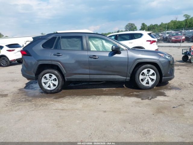 JTMF1RFV3KJ002983 Toyota RAV4 LE