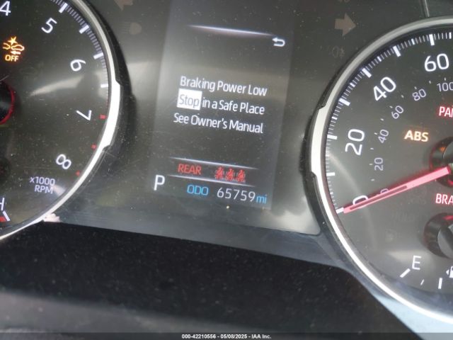 JTMF1RFV3KJ002983 Toyota RAV4 LE