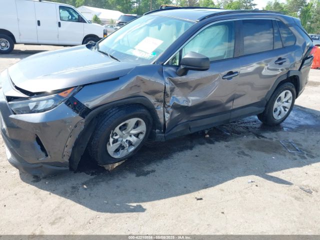JTMF1RFV3KJ002983 Toyota RAV4 LE