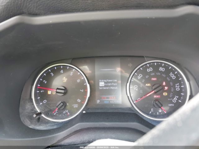 JTMF1RFV3KJ002983 Toyota RAV4 LE