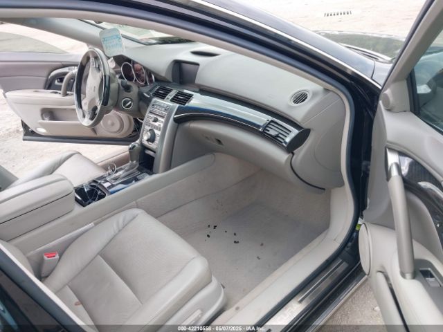 2011 ACURA RL JH4KB2F68BC000256 Photo 4