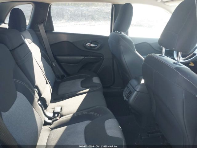 1C4PJMCS5EW287159 Jeep Cherokee Latitude