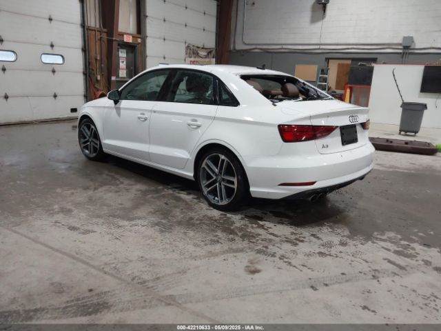 2019 AUDI A3 WAUAUGFF0KA094954 Photo 2