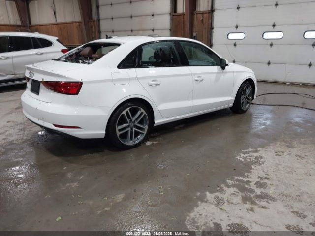 2019 AUDI A3 WAUAUGFF0KA094954 Photo 3
