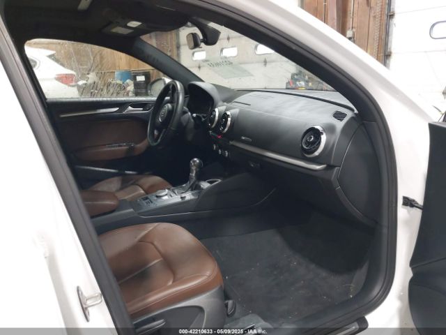 2019 AUDI A3 WAUAUGFF0KA094954 Photo 4