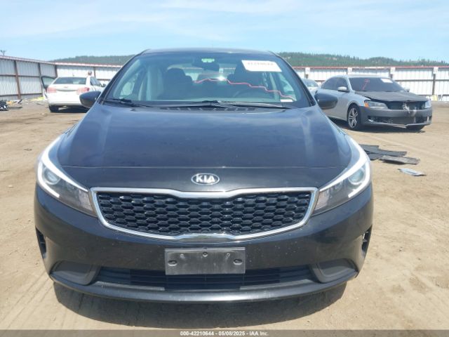 3KPFK4A79HE029779 KIA FORTE LX