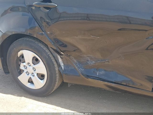 3KPFK4A79HE029779 KIA FORTE LX