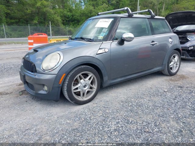 2009 MINI COOPER S WMWMF73549TX41034 Photo 1