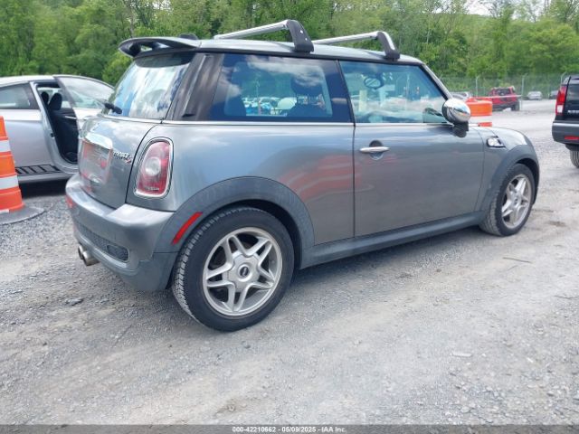 2009 MINI COOPER S WMWMF73549TX41034 Photo 3
