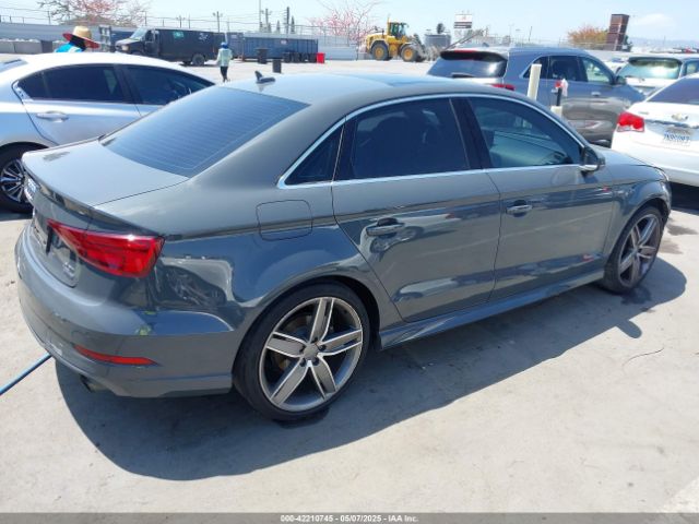 2018 AUDI A3 WAUJ8GFF3J1077424 Photo 3