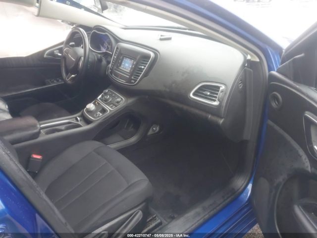 2017 CHRYSLER 200 1C3CCCFB1HN502999 Photo 4
