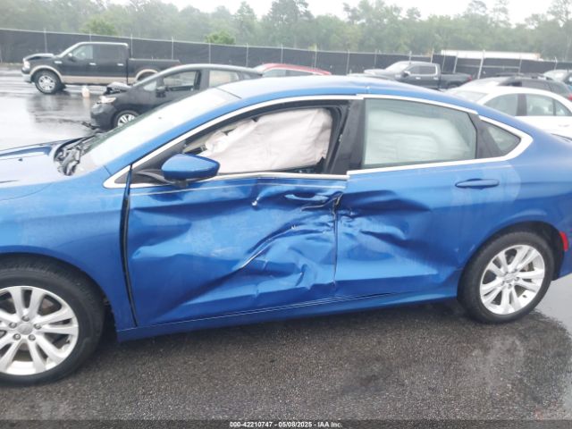 2017 CHRYSLER 200 1C3CCCFB1HN502999 Photo 5