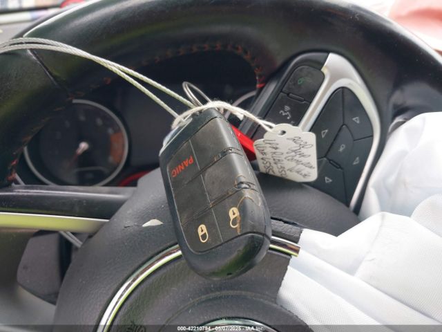 3C4NJDDB6LT126585 Jeep 2020