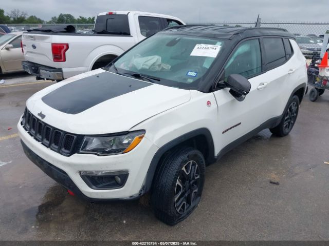 3C4NJDDB6LT126585 Jeep 2020