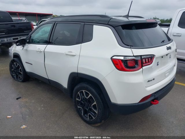 3C4NJDDB6LT126585 Jeep 2020