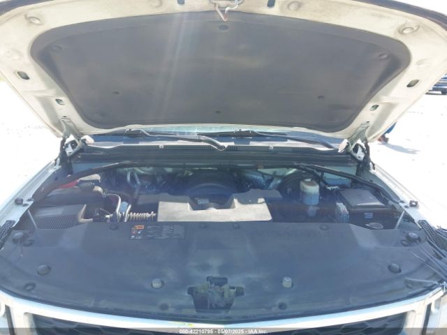 1GNSCAKC7FR505378 Chevrolet Tahoe Ls