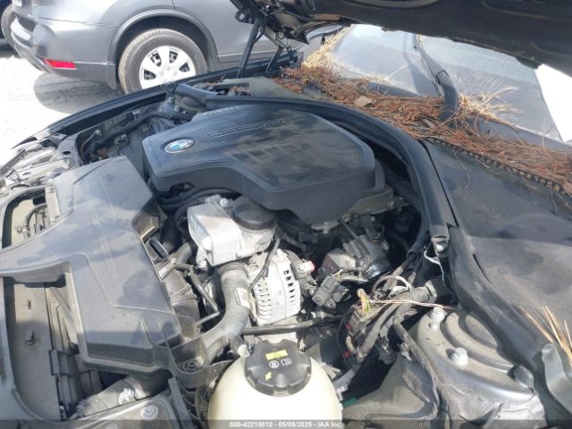 WBA3B1G58FNT04412 BMW 320i