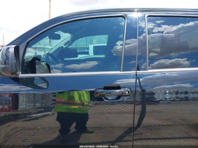 5TFAW5F11HX623100 Toyota Tundra Platinum 5.7l V8
