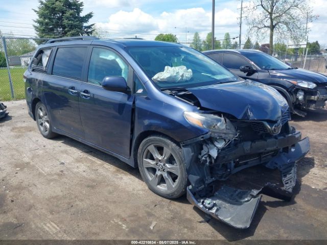 2018 TOYOTA SIENNA 5TDXZ3DC7JS911192