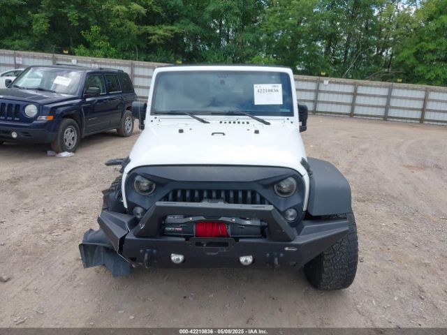 1C4BJWDG4GL347954 Jeep Wrangler Unlimited Sport