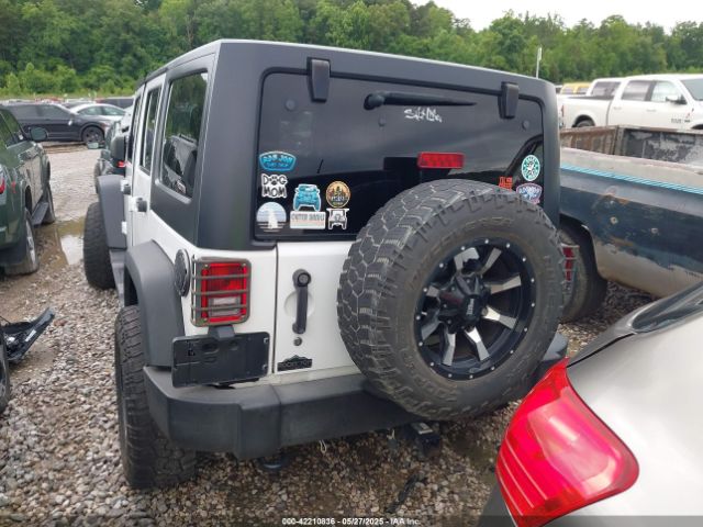 1C4BJWDG4GL347954 Jeep Wrangler Unlimited Sport
