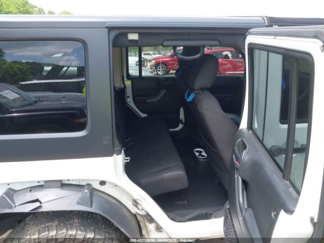 1C4BJWDG4GL347954 Jeep Wrangler Unlimited Sport