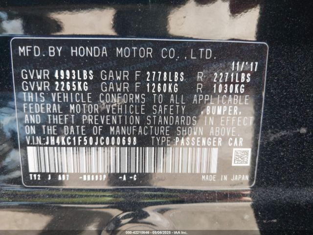 2018 ACURA RLX JH4KC1F50JC000698 Photo 8