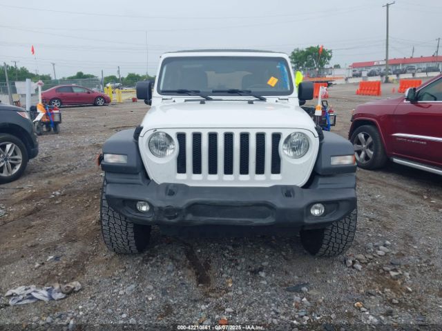 1C4HJXDG7KW553468 Jeep Wrangler Unlimited Sport S 4x4