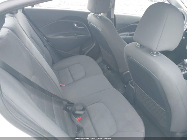 KNADM4A38E6350502 KIA RIO LX