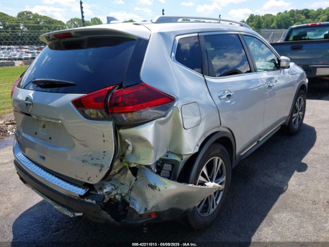2018 NISSAN ROGUE 5N1AT2MV9JC712547 Photo 3