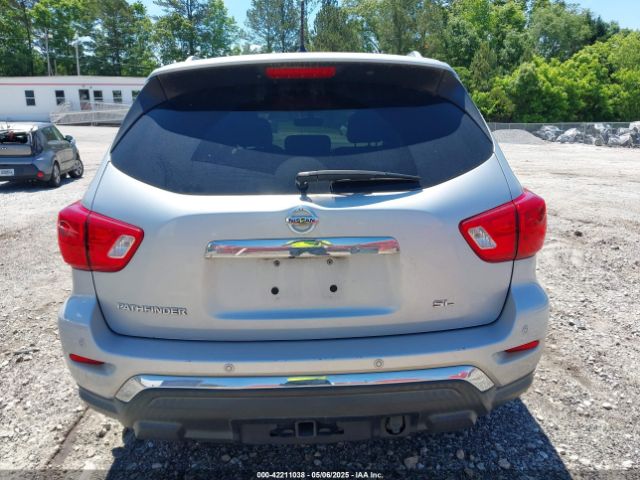 5N1DR2MN2HC656344 Nissan Pathfinder Sl