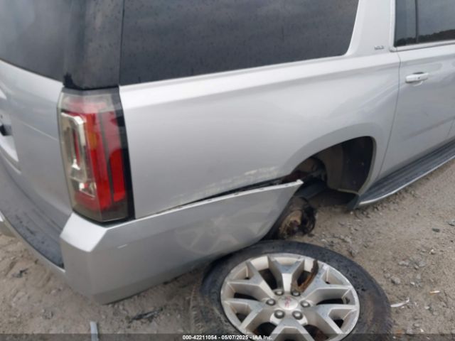 2017 GMC YUKON XL 1GKS1GKC1HR342834 Photo 5