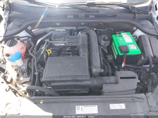 3VW2B7AJ8HM319123 Volkswagen Jetta 1.4t S