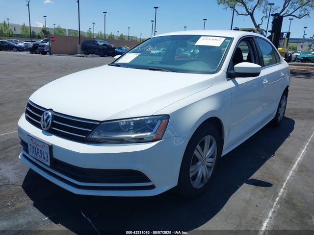 3VW2B7AJ8HM319123 Volkswagen Jetta 1.4t S