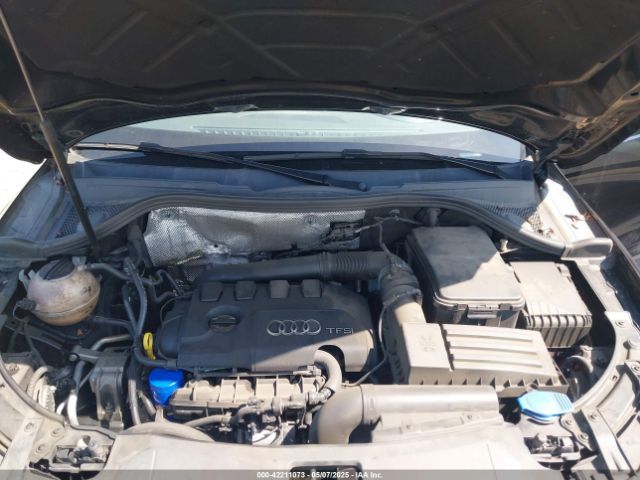 WA1BCCFS5HR010731 Audi Q3 2.0t Premium