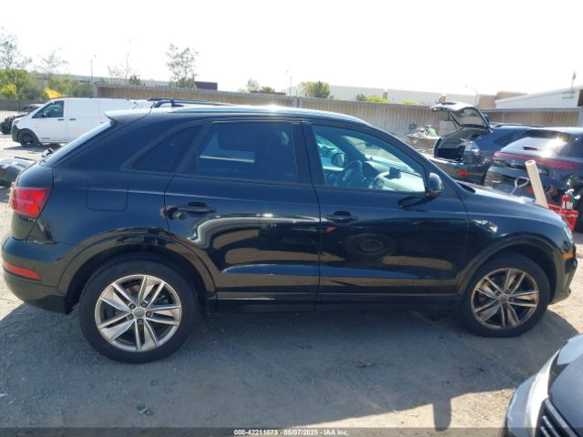 WA1BCCFS5HR010731 Audi Q3 2.0t Premium