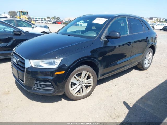 WA1BCCFS5HR010731 Audi Q3 2.0t Premium