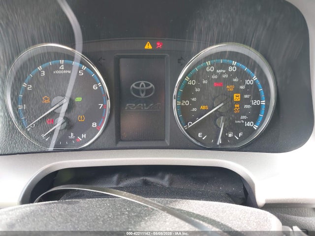 2T3YFREV3HW321208 Toyota Rav4 Limited