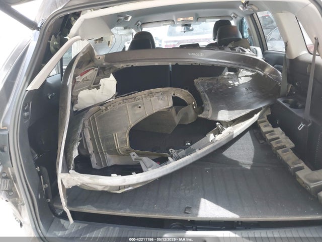 5TDZZRFH0KS291887 Toyota Highlander Le Plus
