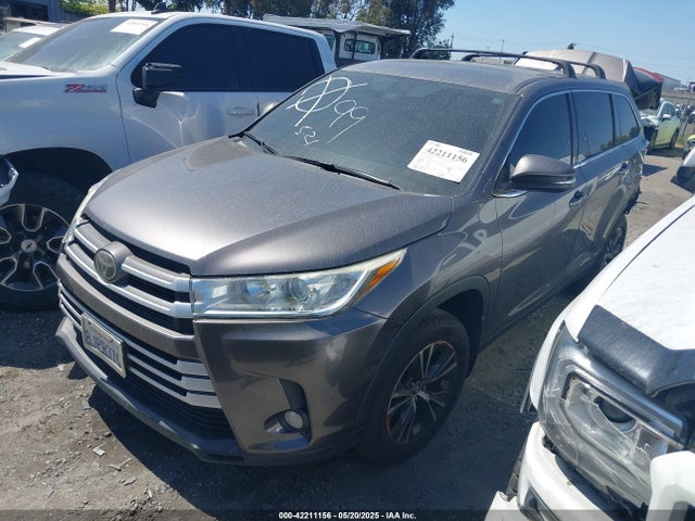 5TDZZRFH0KS291887 Toyota Highlander Le Plus