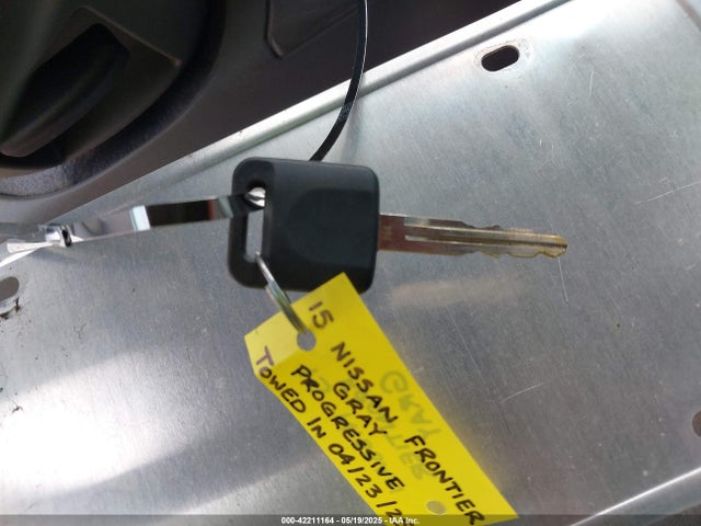 1N6AD0ER4FN769724 Nissan 2015