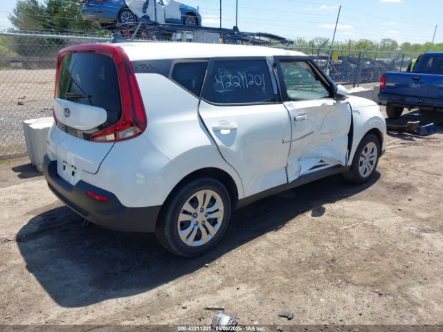 KNDJ23AU4M7755070 KIA SOUL LX